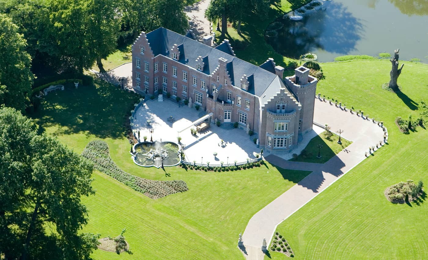 kasteel vroenhoven te koop